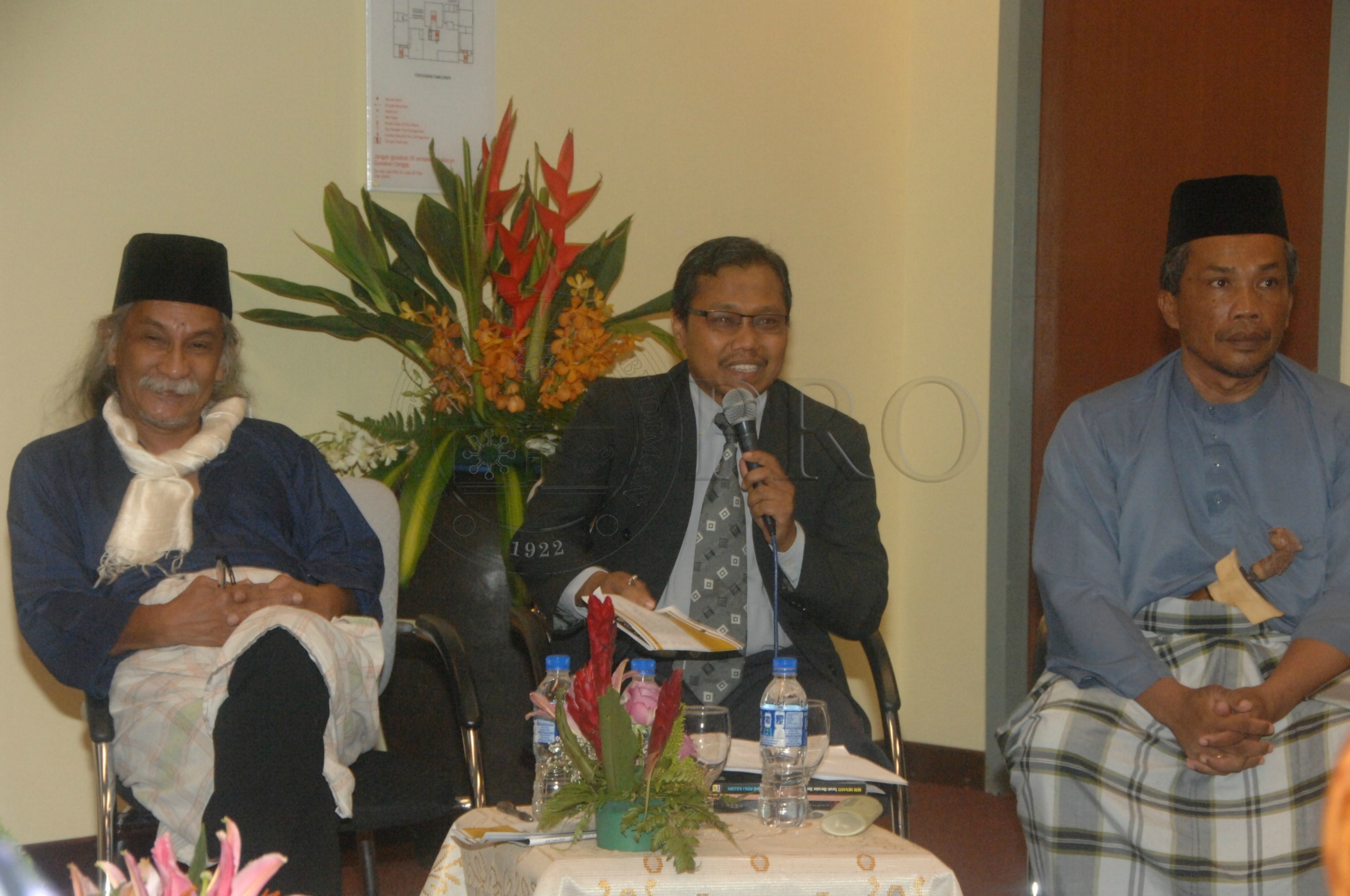 PRO 14 33 WACANA FBA 0250